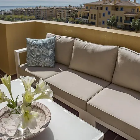 La-beautiful 3 Bedroom Penthouse Close To Sea マルベーリャ