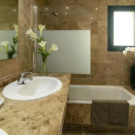 La-beautiful 3 Bedroom Penthouse Close To Sea * Marbellac